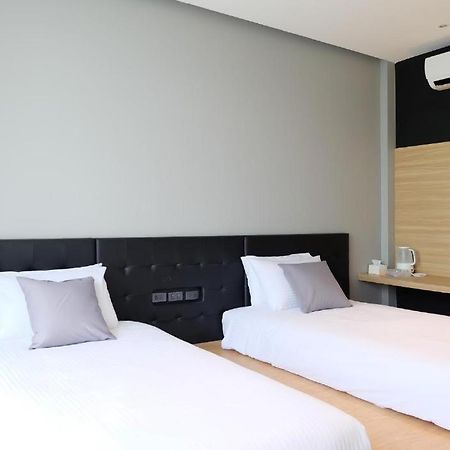 Srianunt Boutique Hotel ブリーラム エクステリア 写真